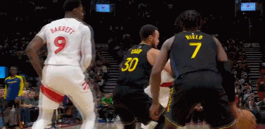 段冉:很多人会质疑库里在最后的选择 可他有能力命中这样的进球